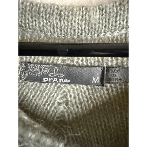 Women's prAna Gray Cable Knit Fringe Shelby Poncho Sweater M - Picture 3 of 6